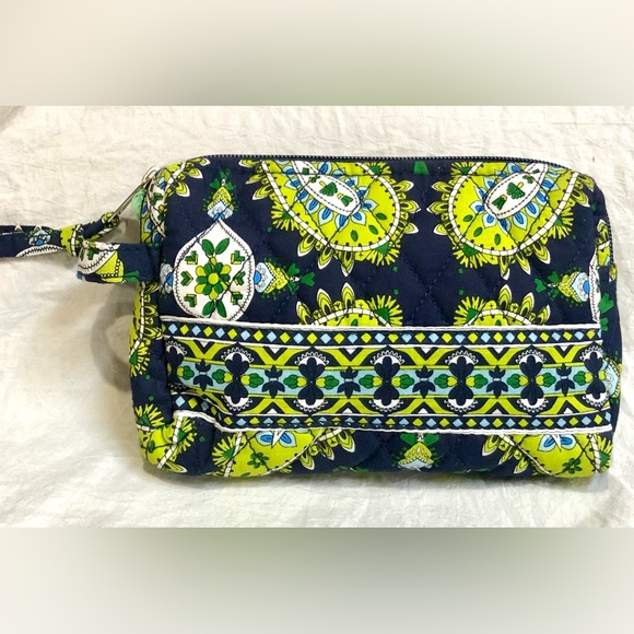 PAISLEY quilted Cosmetic/Toiletry Bag Navy blue/lime green size 7x5 NWOT - Picture 3 of 7